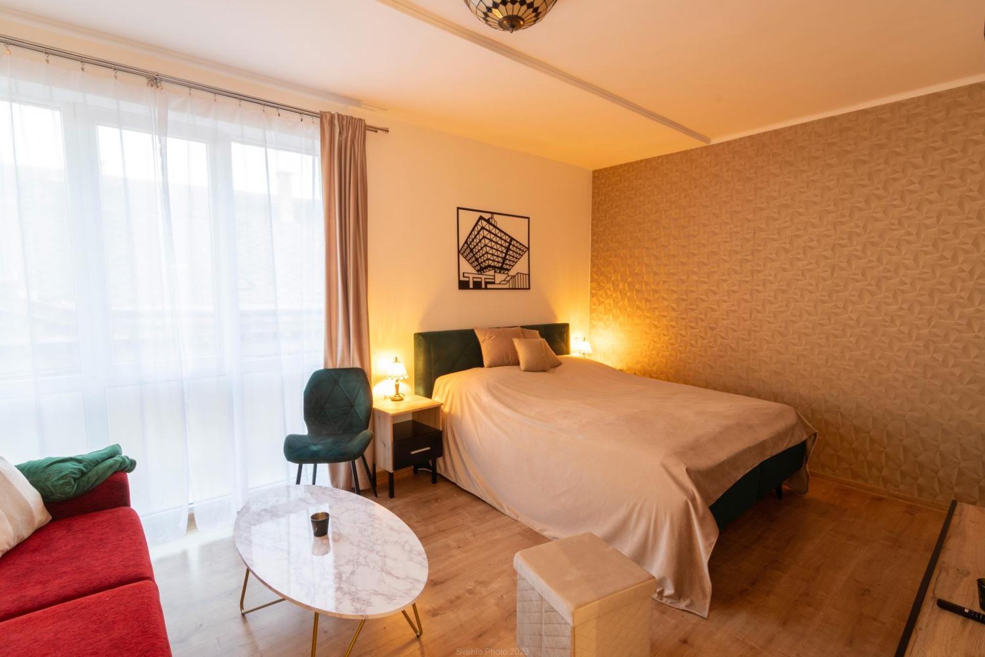 Double-Tree Apartment By A&M Братислава Екстериор снимка